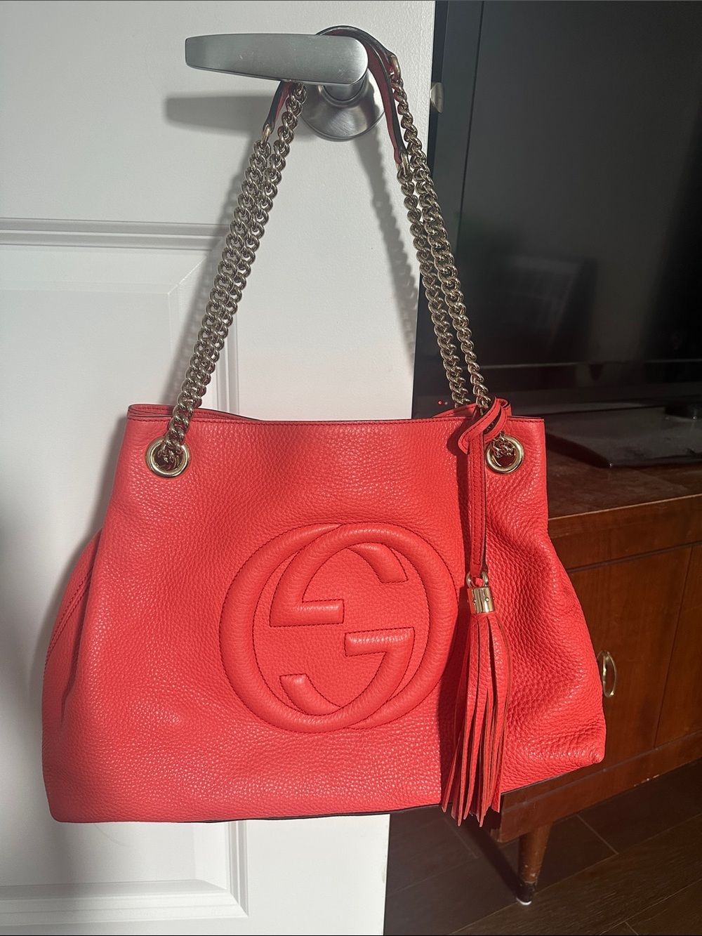 Authentic Gucci soho chain purse - Picture 3 of 16